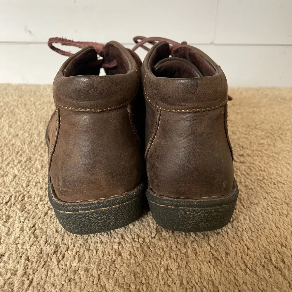 Born Henrik Men’s Brown Leather Chukka Boot 9.5 Lace Up Comfort Shoe Ankle Boots